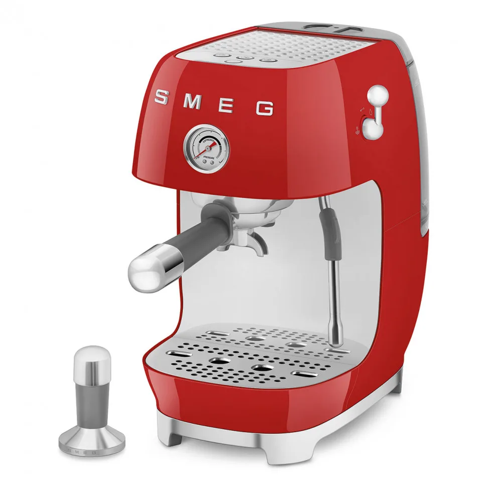 Рожковая кофеварка Smeg ECF03RDEU, главный вид товара
