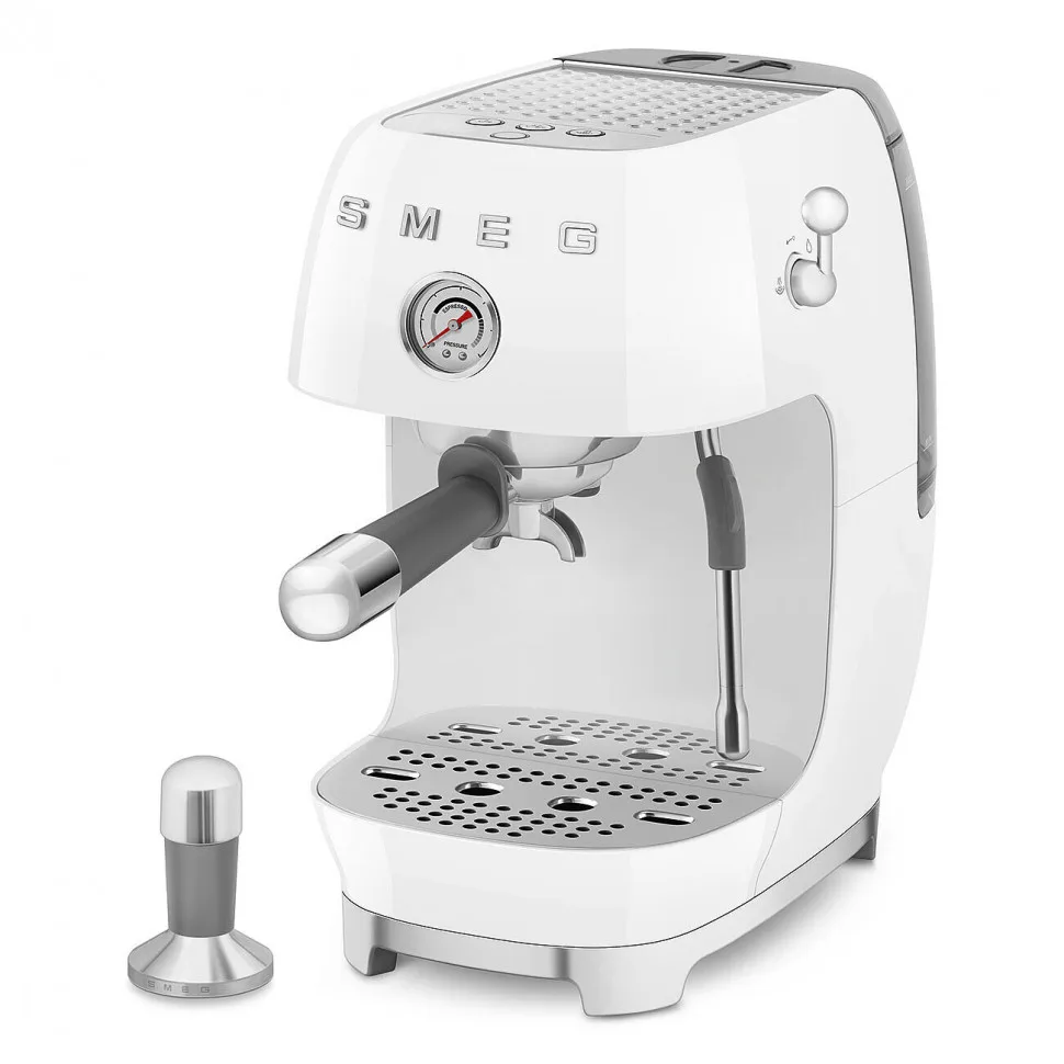 Рожковая кофеварка Smeg ECF03WHEU, главный вид товара